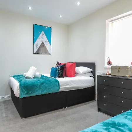 Tudors Esuites Four Bedroom House