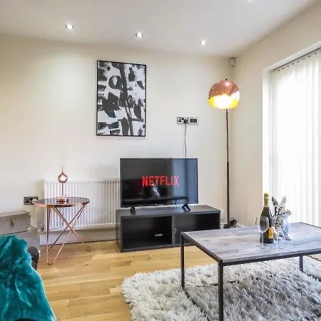 Tudors Esuites Four Bedroom House